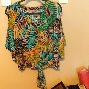 Tie front tropical top
